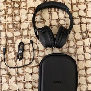 Bose QuietComfort 45 Noise Cancelling Headphones Black